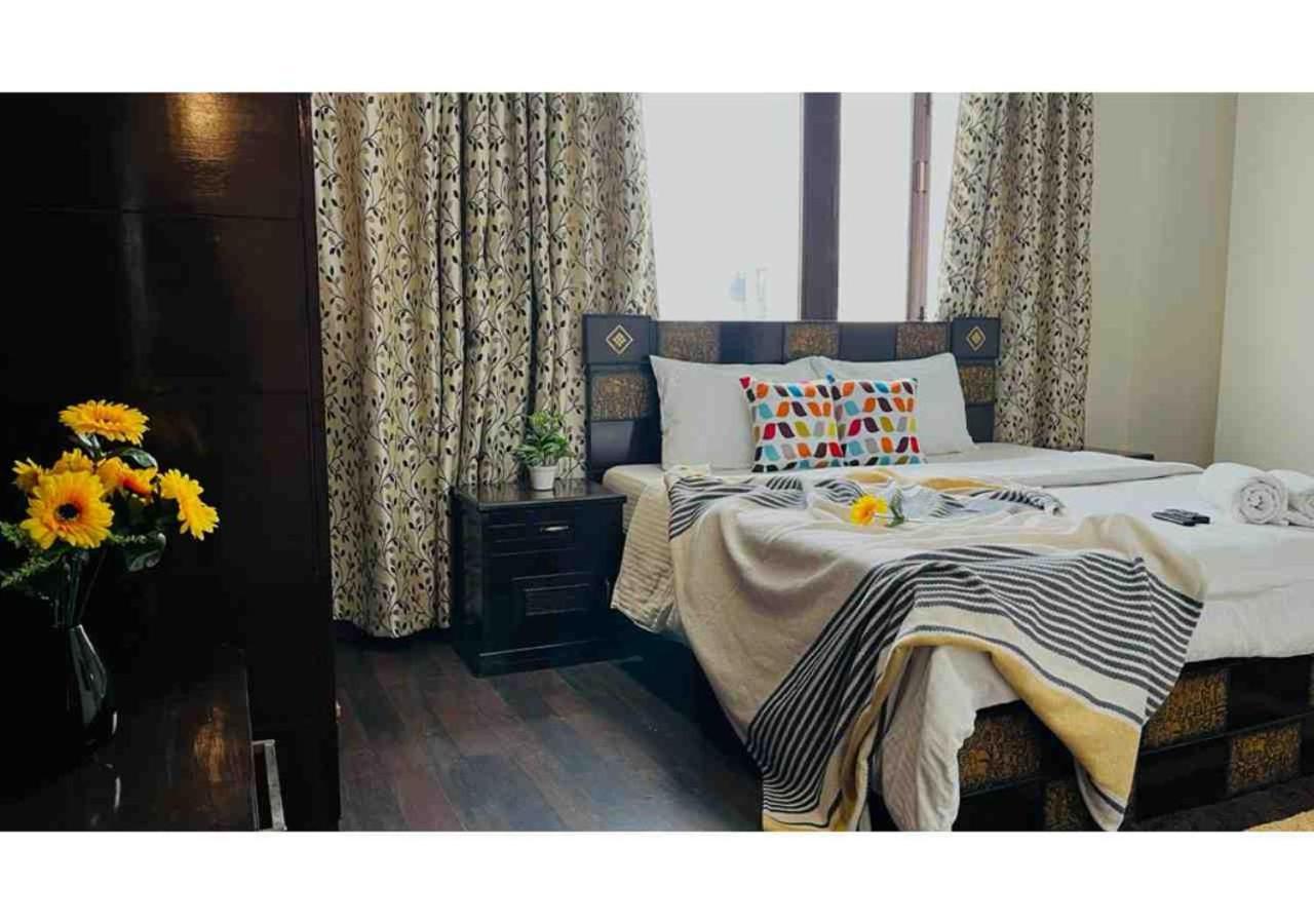 Olive Serviced Apartments - Defence Colony New Delhi Eksteriør billede